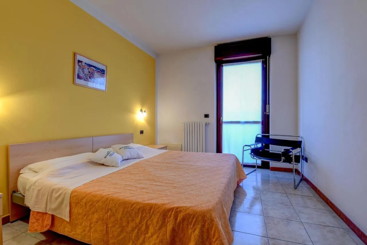 Residence Meridiana Peschiera del Garda Italy
