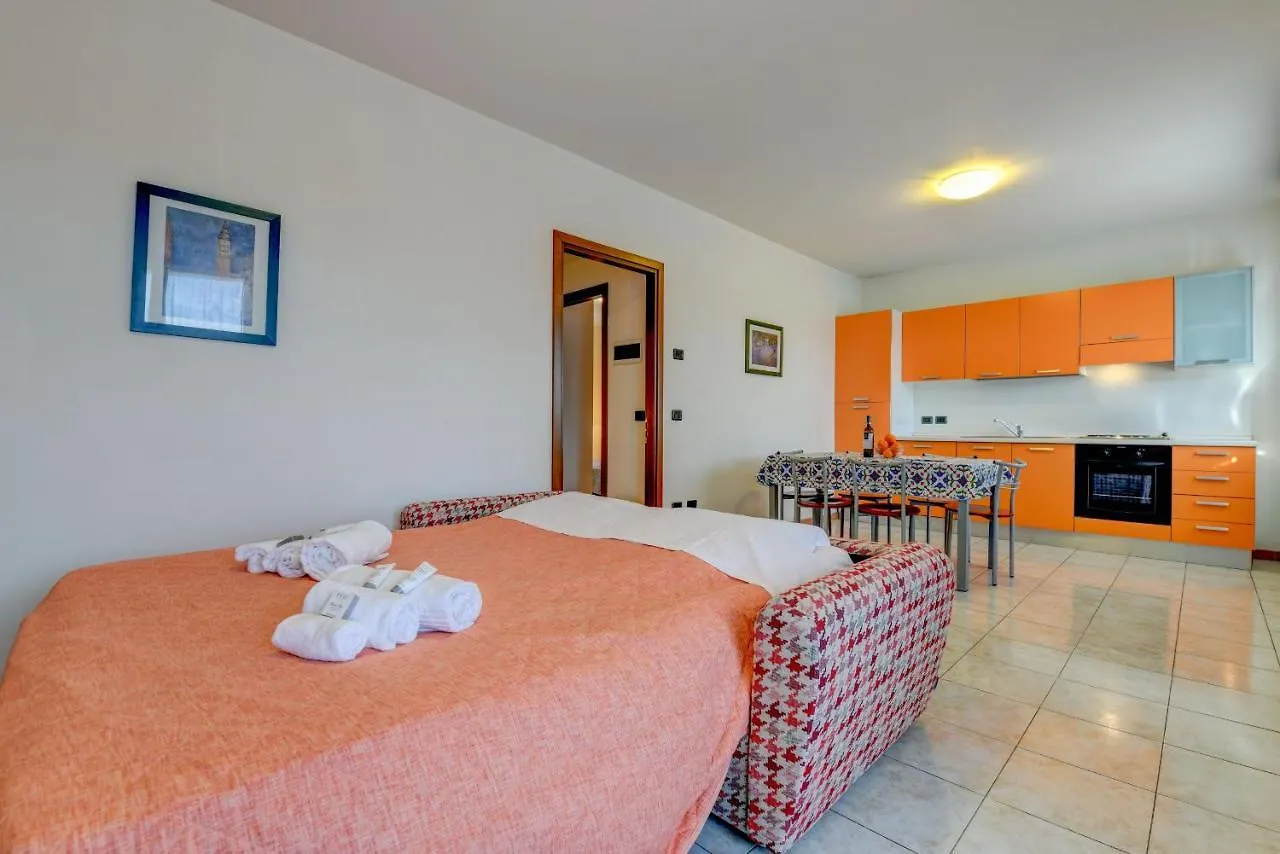 Residence Meridiana Peschiera del Garda Apartment