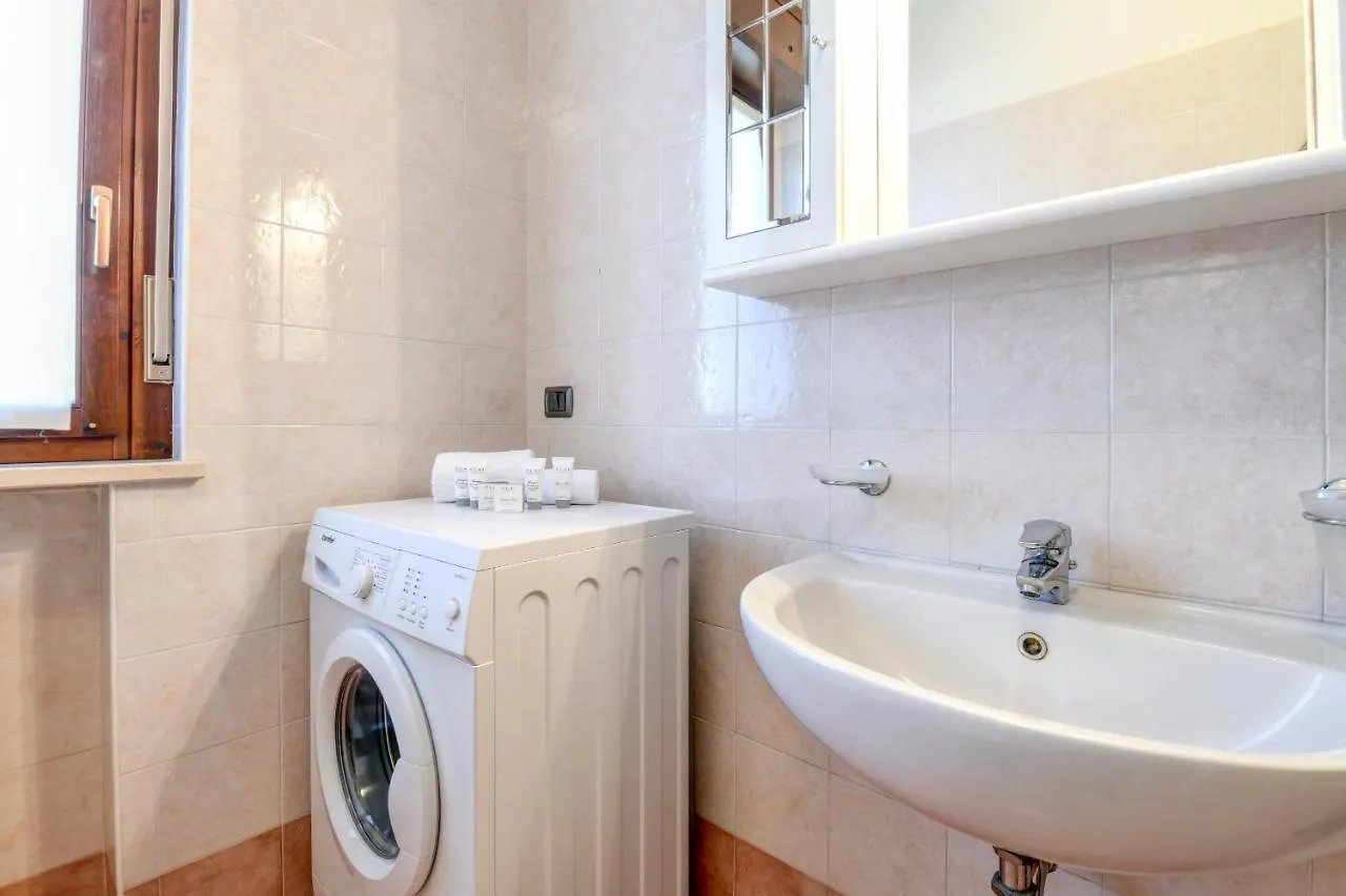 Residence Meridiana Peschiera del Garda 0*,