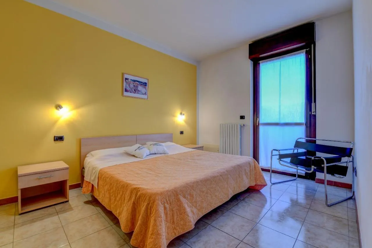Residence Meridiana Peschiera del Garda Apartment