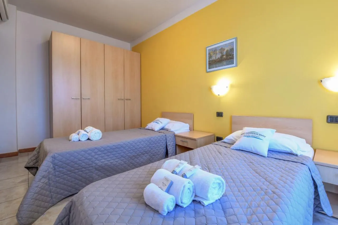 Residence Meridiana Peschiera del Garda 0*,  Italy